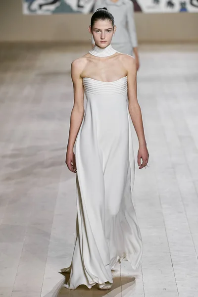 Look 21